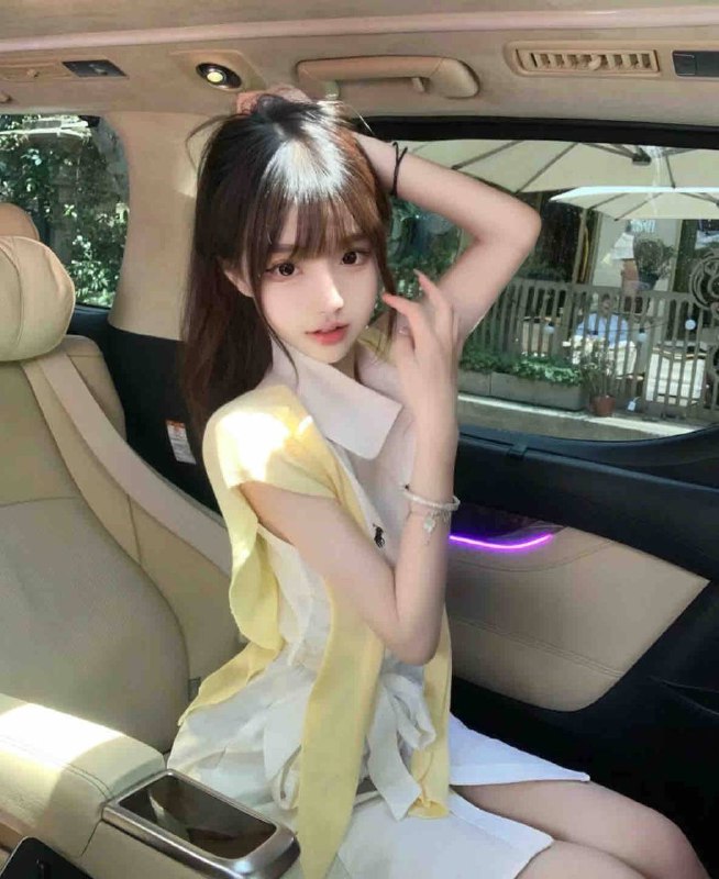 广州阿宝🏡叶欣欣05 168C 白小纯 粤语广东人 会粤语 在校大学生清纯甜美 温柔型全身无整容甜美少女う小清新 性格nice168 36C 白瘦幼 合法少女俏皮无辜小鹿眼 干净透亮肌