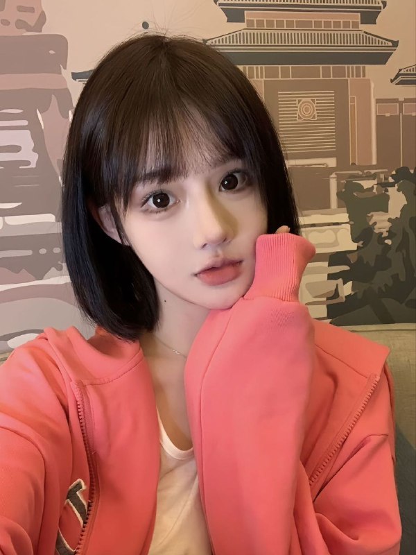 广州优乐美(在校大学生）身高：165体重：43kg年龄:   20岁罩杯:   F 𝐜𝐮𝐩•甜美纯欲🎀乖巧懂事 性格温柔开朗活泼  服务Nice  给您女友体验希望你的到来，让我的每一条黑丝都变得有意义。