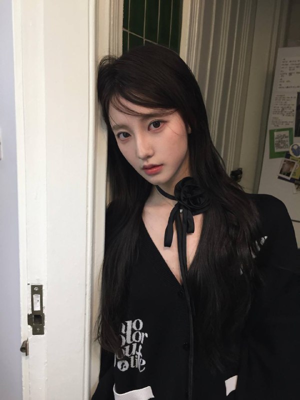杨弈广州笑笑 硬5🦜兼职短开🪶清纯童颜 肤白腿细 性格温柔 初恋女友fell真实00年Height身高/168Weight体重/90Bust胸围/真胸D
