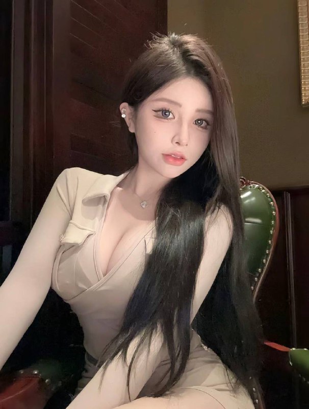 广州阿宝🏠05年台湾美术系校花台湾美术在校生首开纯天然妈生脸 可纯可欲五官精致 0整容0微调  皮肤白皙吹弹可破170 E 真实漫画🐻气质出挑#台湾