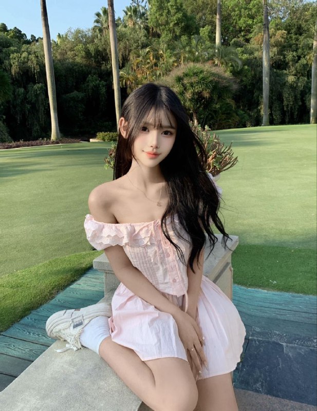 GZ阿宝🏠小芸甜美气质学生短暂停留 在校学生• 清纯素颜系 纯欲感天菜 （刚破壳下💦）• 𝐇𝐞𝐢𝐠𝐡𝐭身高/168• 𝐖𝐞𝐢𝐠𝐡𝐭体重/85• 𝐁𝐮𝐬𝐭胸围/C（天然🐻超软）• 𝐎𝐜𝐜𝐮𝐩𝐚𝐭𝐢𝐨𝐧职业/ 在校学生⭐️高颜萝莉系⭐️活泼开朗 清纯洋气 初恋气质 乖巧女友感双商高 听话 细长腿 零风尘感✨*甜美可爱 自然精致 天然无整*