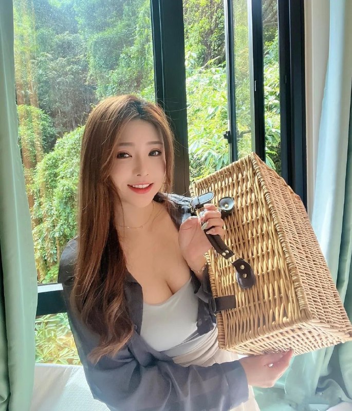 gz阿宝家海棠天河❤️人兼职纯新人下海🌊真实05年🉑验证初恋美少女🎀短期兼职𝐇𝐞𝐢𝐠𝐡𝐭身高/178𝐁𝐮𝐬𝐭胸围/ E  天然Weight体重/105帝王浴，舌吻，69，制服，丝袜，车🚗➖➖➖➖➖➖➖➖➖➖➖