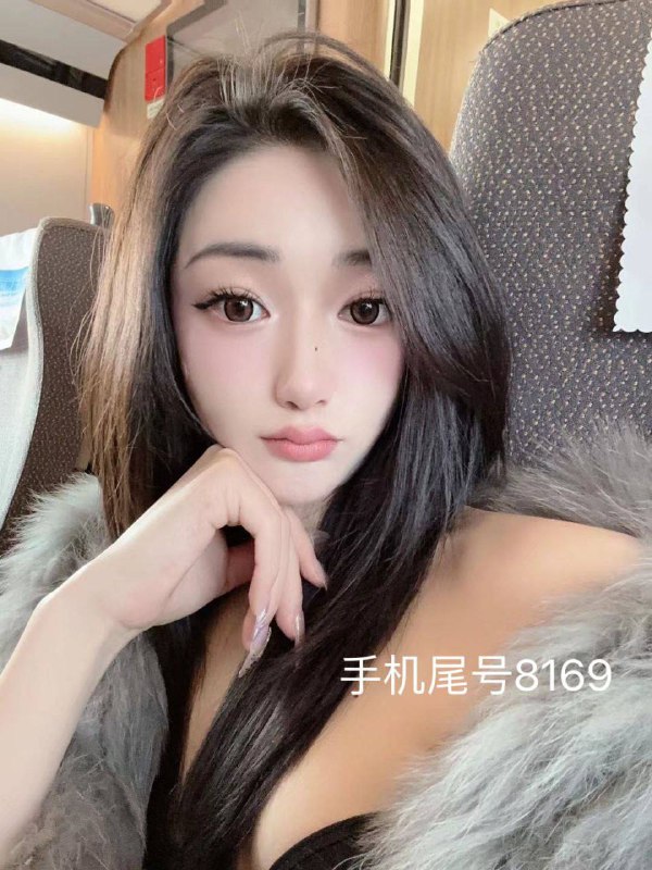 广州 哈森家粥粥高级自然脸天花板身高168  体重80斤  胸围C自媒体博主  独立服装设计师精通日韩泰英4国语言自带5星豪华🏠自带豪🚗#粥粥