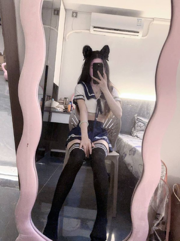 广州哈森🏠小诺纯外兼职学生兼职纯新人温柔小女生 南方人一个客户都不认识*高: 160cm*体重:40kg 06年看证*(真C纯天然无假、零整容)*水蛇腰/筷子腿 娇小可爱类型欢迎抱起来干~娇小可爱易推倒通体雪白 懵懂可爱 刚破chu不到一周配合度高 不事儿女友般体验给您极致享受期待与您的相遇·遇见便是上上签#小诺————————————