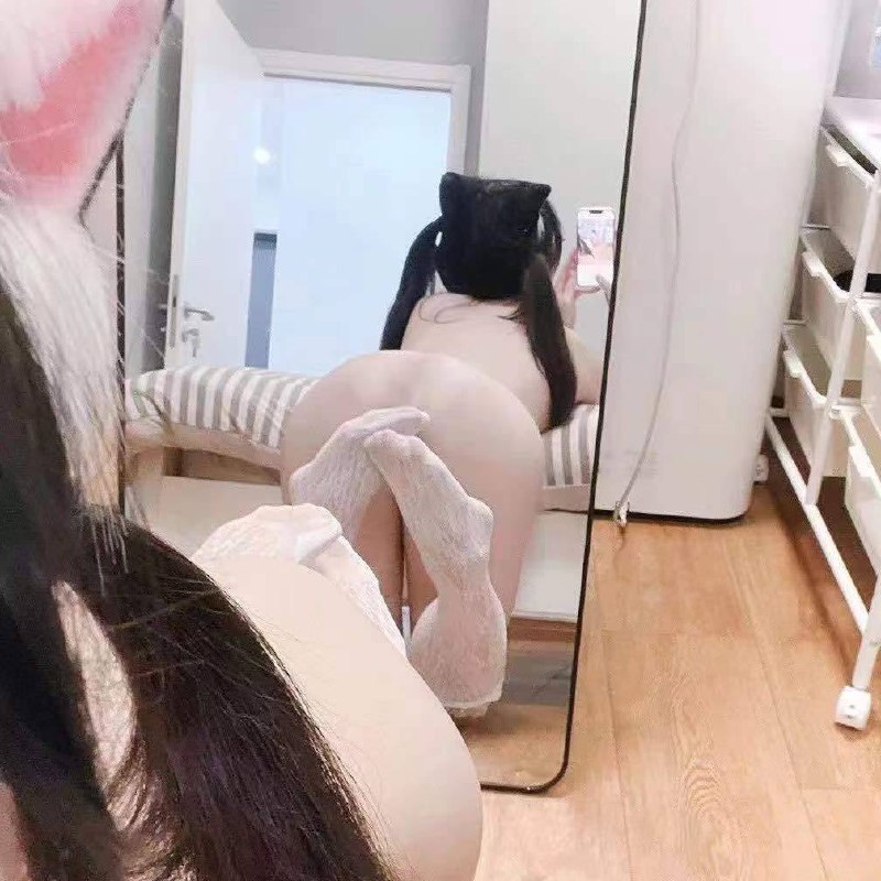 广州 蓝白白🏡白虎依依极品06年学生暑假兼职🌸全天然无纹身脾气好事少不挑160🐻c 初恋女友感觉小巧玲珑类型🉑69蛇纹双✈️🉑接受SM调教