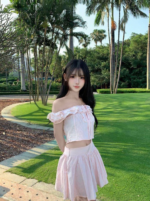 广州 蓝白白🏡小芸甜美气质 在校学生• 清纯素颜系 纯欲感天菜 （刚破壳下💦）• 07年 168• 𝐖𝐞𝐢𝐠𝐡𝐭体重/85• 𝐁𝐮𝐬𝐭胸围/C（天然🐻超软）• 𝐎𝐜𝐜𝐮𝐩𝐚𝐭𝐢𝐨𝐧职业/ 在校学生⭐️高颜萝莉系⭐️活泼开朗 清纯洋气 初恋气质 乖巧女友感双商高 听话 细长腿 零风尘感✨*甜美可爱 自然精致 天然无整。