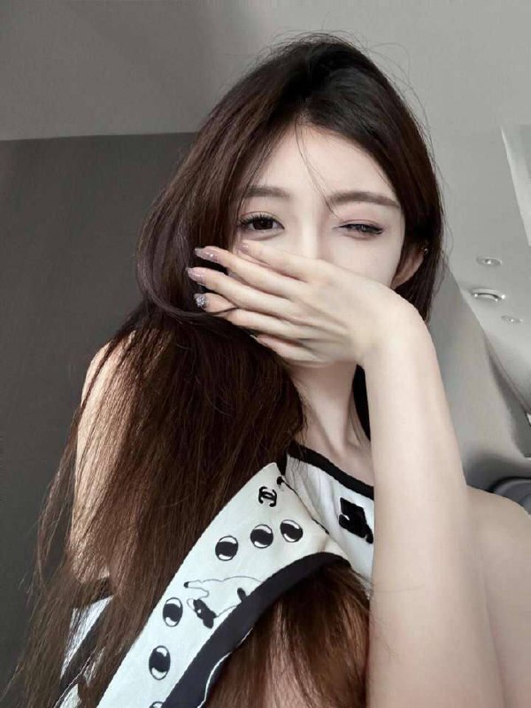 广州哈森🏠新人身高172 极品小白纯🉑️纯🉑️欲05年~ 甜美可人小仙女A 4腰 筷子腿，天然无整，真🐻36D配合高    前凸后翘 ，肤白嫩滑。在校生，短期兼职。遇见就是缘分 。皮肤超白粉嫩 配合度高#欣妍