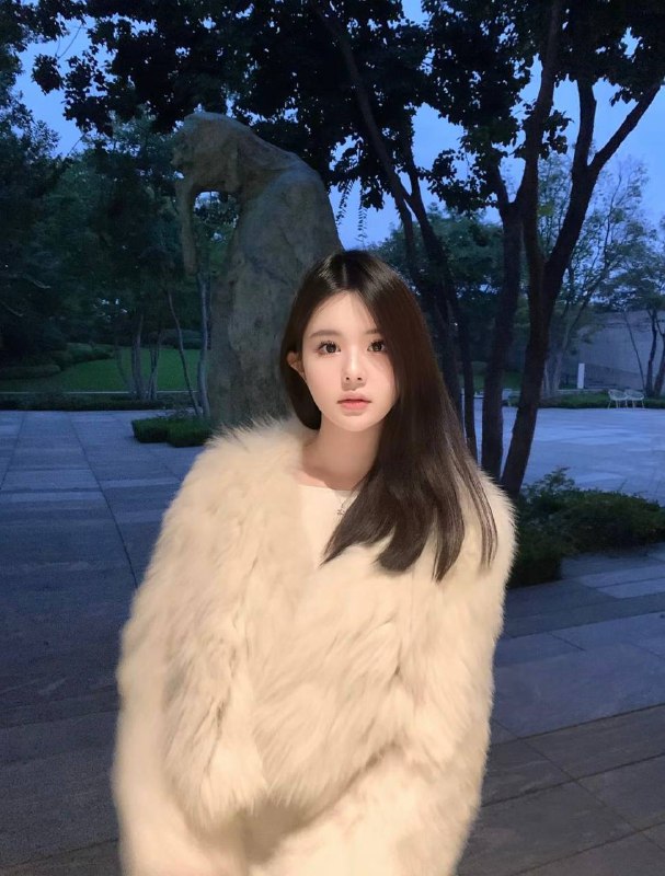 广州哈森🏠❤️喵喵·真实大🐻D  169cm  02年  会讲粤语 肤白无纹身·温柔甜美五官精致 前凸后翘小蛮腰·柔情似水 不催不事 可萌可骚·接待高素质客户#喵喵