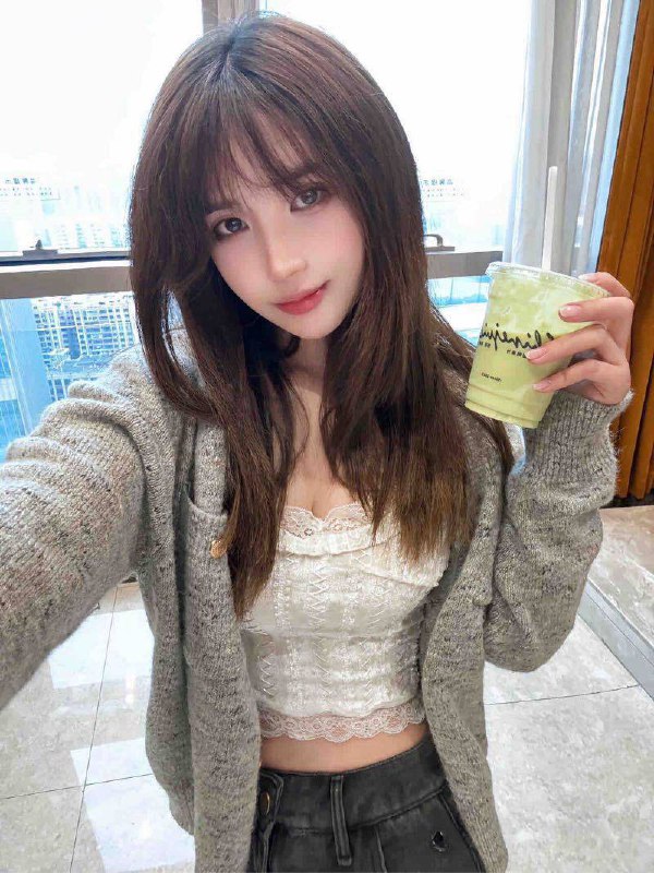 广州萧升🏠广州💌日本留学生🌟🌟🌟🌟🌟お会いできて嬉しいです纯欲系小网红——————————————————00年  169/D   腰细苗条S身材全身雪白  遇见即是心动💕#天河区#学生#t131