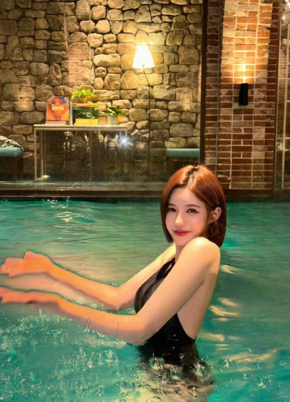 图图🏠广州广州🔆短发纯欲170F🦜硬5• 漫画身材 前凸后翘✨满足所有幻想❤️• 南方妹妹⭐• 清纯可纯可御款 温柔女友感• 热情话多不冷场• 健身 瑜伽🧘🏻‍♀️普拉提 kpop 钢琴🎹样样精通