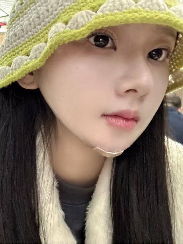 甜甜家🦁️05在校大学生，可看证学信网，偶偶兼职，童颜巨🐻，腰巨细～168真实D➕，女友感～无纹身，无赘肉～特长舞蹈，游泳，滑雪