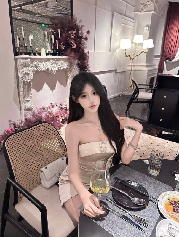 甜甜家🦁️精致洋气小网红02年168D