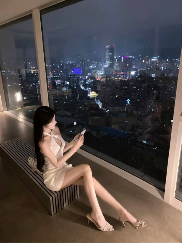 甜甜家🦁️精致洋气小网红02年168D