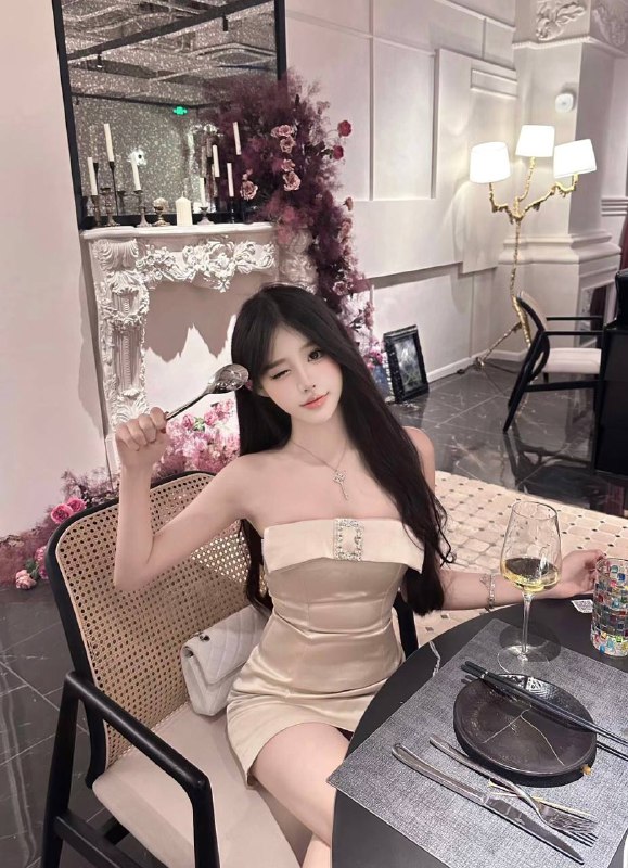 甜甜家🦁️精致洋气小网红02年168D