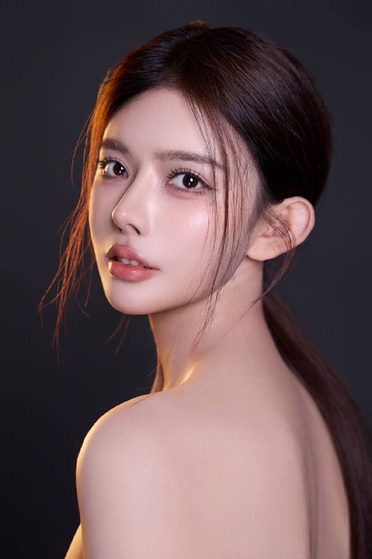 广州🏠💛💛💛硬5新人 短暂停留🦜圈外兼职～03年童颜巨乳•小红书真实网红📕• 身高/170✨体重/93斤• 胸围/真🐻，36d• 清纯天然纯欲款、性格开朗活泼热情、皮肤雪白、白嫩丝滑、乖巧可爱✨• 全身无赘肉、真人真照，支持验证硬5mm