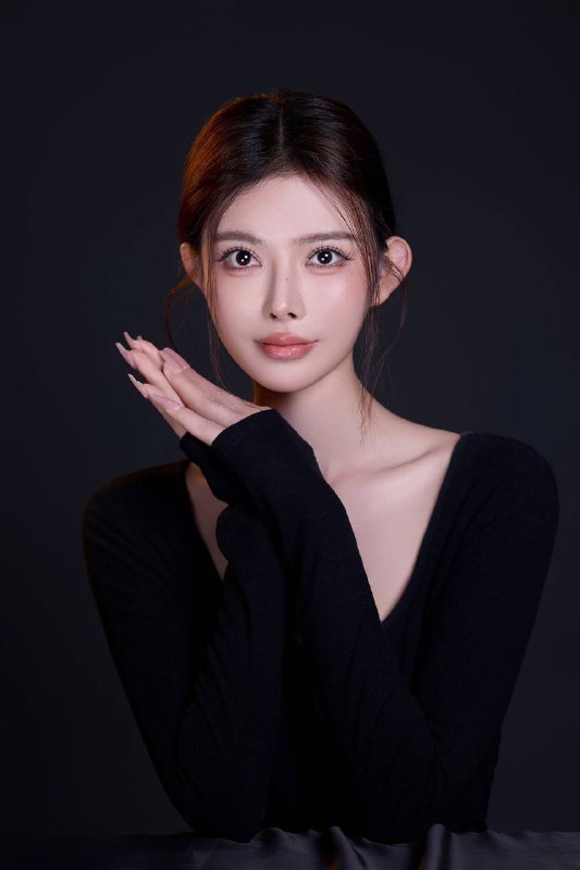 广州🏠💛💛💛硬5新人 短暂停留🦜圈外兼职～03年童颜巨乳•小红书真实网红📕• 身高/170✨体重/93斤• 胸围/真🐻，36d• 清纯天然纯欲款、性格开朗活泼热情、皮肤雪白、白嫩丝滑、乖巧可爱✨• 全身无赘肉、真人真照，支持验证硬5mm