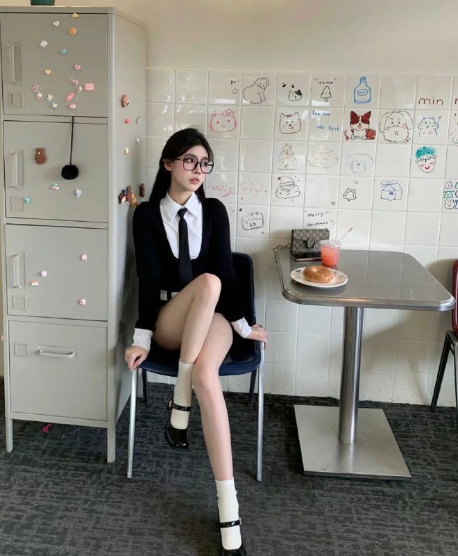 广州🏡礼礼粤语兼职⬇️🌊2004  𝐇𝐞𝐢𝐠𝐡𝐭/ 170     𝐖𝐞𝐢𝐠𝐡𝐭/ 90     𝐁𝐮𝐬𝐭/  E性格乖巧       温柔热情      耐心不事网拍达人       打扮精致      细长🥢腿抖音舞蹈博主   高级精致脸   纯欲随切换