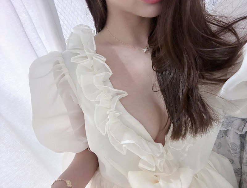 广州🏡露甜168cm52kg❤️真胸D➕手感超级柔软GZ短暂兼职 性格温柔体贴女友般的相处感觉不催k 可盐可甜 配合度极高