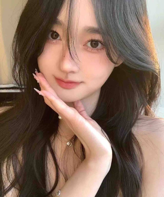 广州🏡丽丽04 172大长腿• 𝐇𝐞𝐢𝐠𝐡𝐭净足🦶172，0水份• 𝐖𝐞𝐢𝐠𝐡𝐭体重90• 𝐁𝐮𝐬𝐭胸围/c• 𝐀𝐠𝐞年龄/04，🉑验身份证✔️性格温柔 极品妹儿✔️匀称无赘肉 超级大长腿硬5条件，暂时开3