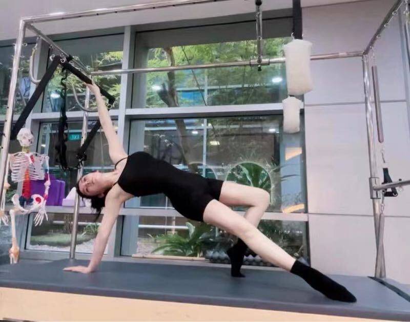 广州🌹兼职 短暂停留 普拉提教练 173 F 蜜桃臀 小蛮腰 真F胸梦娜