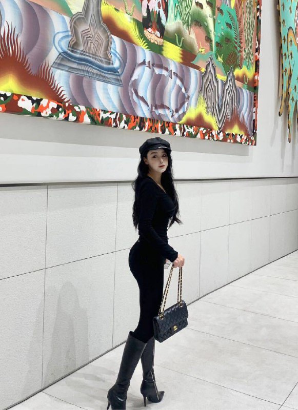 广州🌹兼职 短暂停留 普拉提教练 173 F 蜜桃臀 小蛮腰 真F胸梦娜