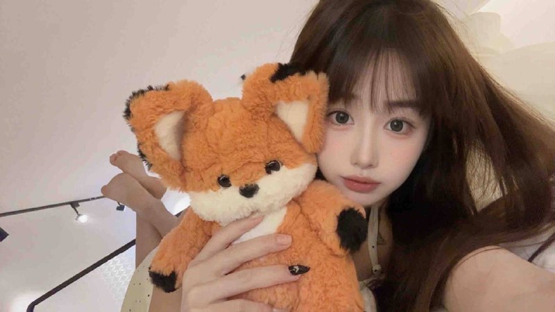 图图🏠广州喜宝 年龄04身高173体重95胸围C🌟🌟🌟🌟🌟纯天然妈生脸 无整筷子腿⭕️JK丝袜 Cos交配扮演 腿控神器⭕️学生兼职 粉嫩超敏感体质 乖巧可爱 随缘潮喷⭕️天生大眼睛娃娃脸  本人绝对碧玺❗️❗️❗️需要生活照的可以私我天河 保利  3k   碧玺学生  代开 bxc cos 白虎