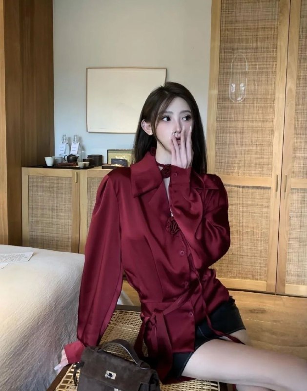 广州阿宝🏡俊贤3偏瘦😘身高170   胸C   04年😘兼职模特  拥有高挑曼妙的身材精致的面容  细长的腿  樱桃小嘴小腹无熬肉 上下粉嫩  明亮的大眼不抽烟  不喝酒  全身无整天然内饰😘由于刚接触这个行业  只接素质课以下照片纯相机拍摄无p图修改😘服务超级温柔   纯御类型