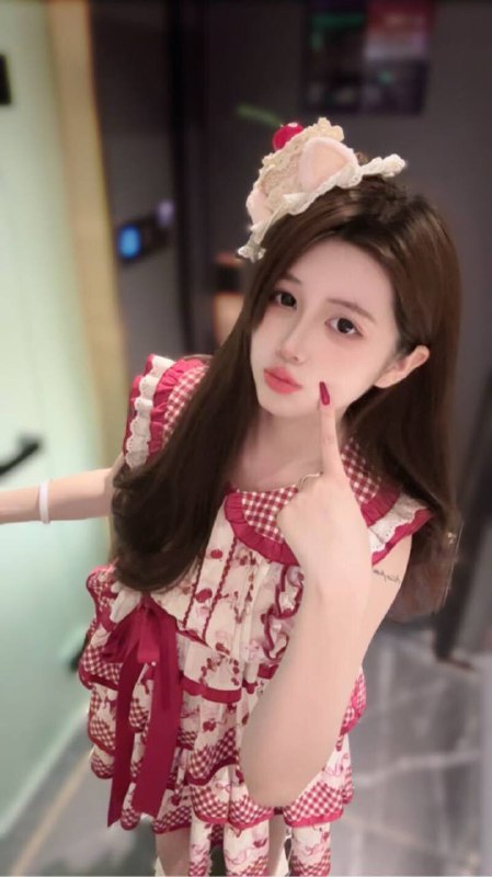 广州🌹07洛丽塔🆕新人07年 162cm 90斤天然真实34C🐻皮肤白嫩 三点粉可爱软萌 娃娃音🉑🐍👄🉑Lolita/情趣嘉