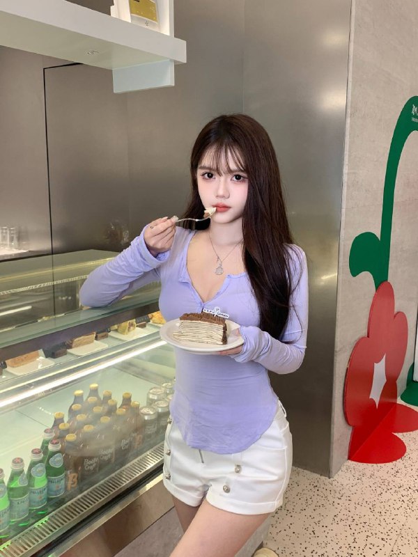 广州极品三点粉 新人05探店博主 短暂兼职⭐️人间尤物，给你初恋女友的感觉雪白清纯 纯天然无整性格乖巧真人真照🥢子腿A4腰170模特身材无科技⭐️𝐇𝐞𝐢𝐠𝐡𝐭/ 170    • 𝐖𝐞𝐢𝐠𝐡𝐭/ 48kg• 𝐁𝐮𝐬𝐭/  c.⭐️配合度高，期待素质哥哥～许乐