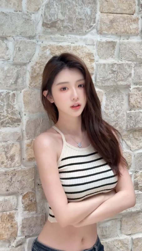 广州🌹新人首次🎬170𝗰𝗺 •🐻𝗗网红博主 高级气质 ·極致身材 緊緻肌膚气质体态完美 谈吐大方得体高学历 洋气五官精致洋气少女｜性感御姐（喜欢学生/萝莉的勿选）情趣制服 体验满分𝖘𝖊𝒙周末