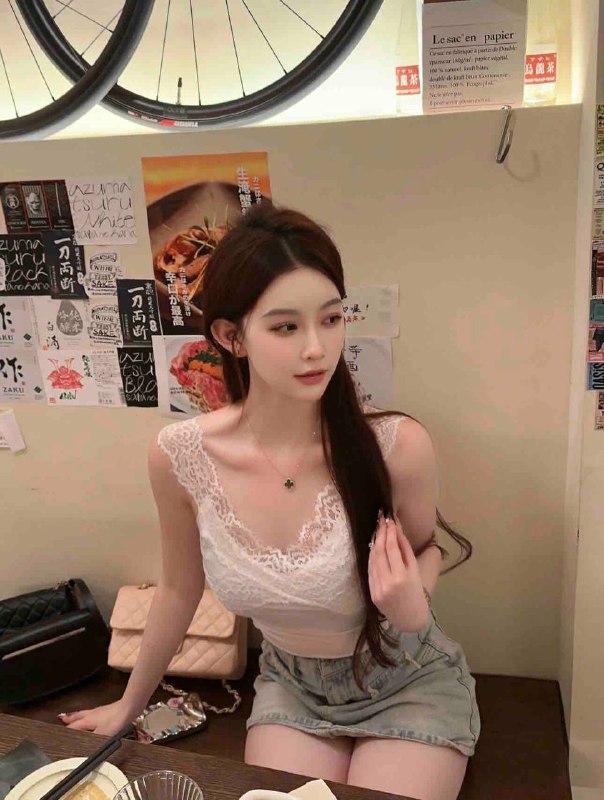 广州🏠💛💛💛Crazy·御姐天河区 168/E 高挑御姐❏    气质®女友 性格温柔➜人鱼马甲线 翘臀 温柔体贴初入新人 兼职不易 低素质客勿扰🍓🍓HEIGHT:        168CM🍓🍓AGE:               2000年🍓🍓BUST:          E++ CUP广州御姐crazy