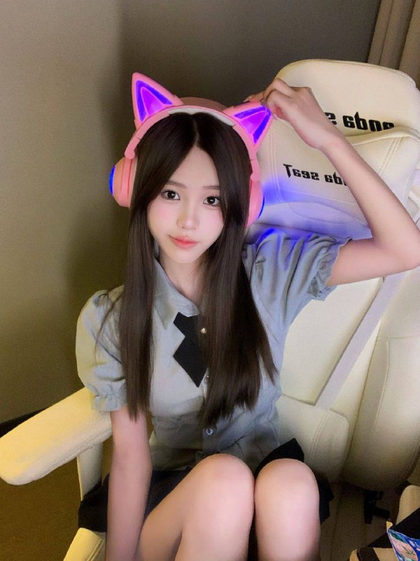 广州🏠乐乐𝐇𝐞𝐢𝐠𝐡𝐭 身高170• 𝐖𝐞𝐢𝐠𝐡𝐭体重/90• 𝐁𝐮𝐬𝐭胸围/C             • 𝐀𝐠𝐞年龄/04短期兼职.声音甜美，🥢腿，完美身材•待客热情 身体柔软 配合度高💯• 不催不事 乖巧听话• 实力喜神 好评神器乐乐