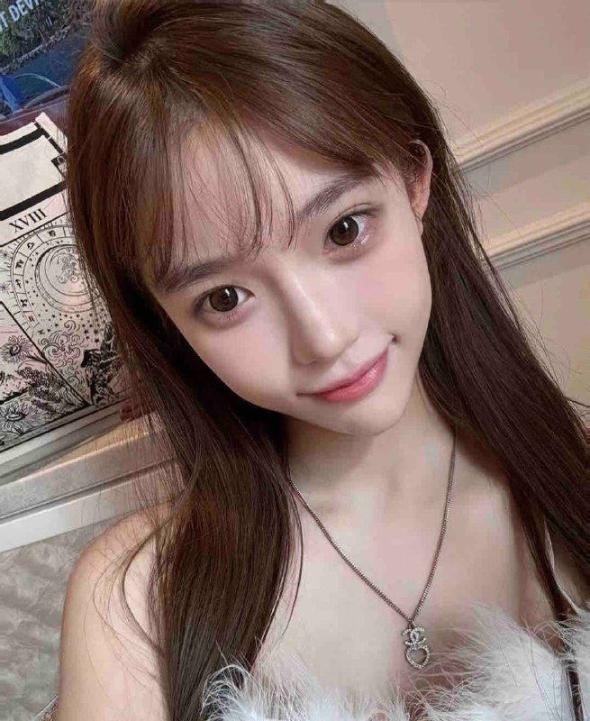 🏠💛💛💛💛广州小葵颜值天花板 ！有正式工作 短期兼职Bust:🐻cHeight:  168cmWeight:  40kg🧚‍♀️热爱唱歌 跳舞 cos 全身雪白 大 腰细 筷子腿✨真实学生小葵yt白小纯