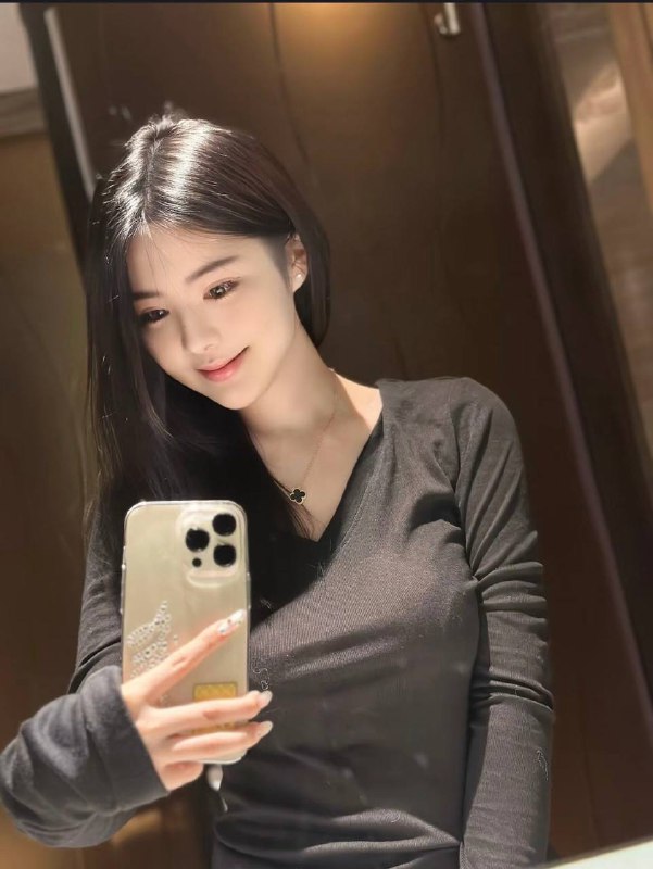 广州🏠❤️喵喵·真实大🐻D  169cm  02年  会讲粤语 肤白无纹身·温柔甜美五官精致 前凸后翘小蛮腰·柔情似水 不催不事 可萌可骚·接待高素质客户喵喵