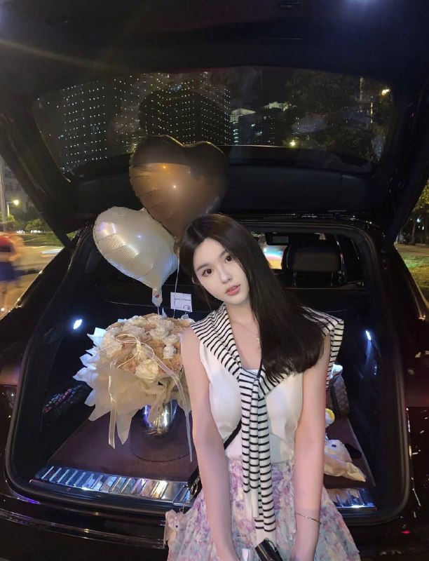 广州🏠❤️喵喵·真实大🐻D  169cm  02年  会讲粤语 肤白无纹身·温柔甜美五官精致 前凸后翘小蛮腰·柔情似水 不催不事 可萌可骚·接待高素质客户喵喵