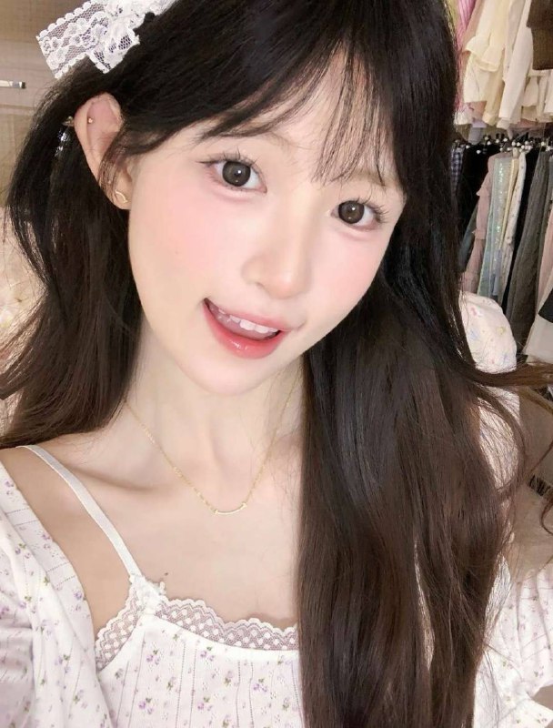 广州青蛙🐸🏠萝莉双马尾❤️甜甜168D真实05 超级嫩 皮肤超好体重85🉑kiss🉑69皮肤雪白三点粉色 筷子腿A4腰 纯天然