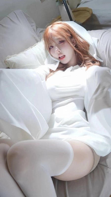 广州阿宝🏘俊贤1真实cos➕亚文化风格玩家真人学生➕【兼职模特】身高177  07年   18岁🐻真实E   体重105亚文化风格为主，服装款式多  妆容百变发型样式多适合真实cos玩家粉  嫩  馒头逼一线天注：接素质课，勿乱传，图片视频真人拍摄勿乱传           提前预约只外出cos俊贤