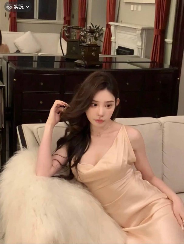 广州💛💛💛💛🏠澳大利亚留学生175E🇦🇺• 刚回国首次兼职🪝真实留学生• 光脚净高175 E🪝笔直大长腿• 长期健身瑜伽🪝通体无赘肉• 超模九头身比例🪝真凶E 杯🐻型圆润完美• 百看不厌妈生脸🪝实况照片均无p• 极品性感尤物🪝风情万种天生媚骨• 硬5 w起质量🪝高素质碧玺神器• 超级配合花活多🪝数不清的技能———宝贝是两个字，宝贝哦是四个字。我们约个架吧，床头到床尾的那种。御姐澳洲大米大长腿