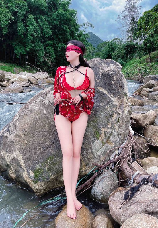 广州🏠字母大G💛💛💛🐻171G高大白  人间第一大骚米 本人无差(馒头B)会吸会夹多逼紧流成河.    超级巨臀 超级丰满大胸. 口活超好深喉到底. 服务嘎嘎的好💯💯💯-     骚贱母狗女王  莞式服务 sm轻中重     欢迎各种野外调教大米御姐字母猴