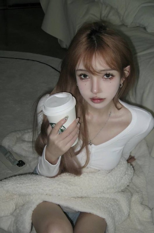 广州🏡兔兔03 168D 兼职短开纯欲天花板 清纯网红天使面孔 魔鬼身材