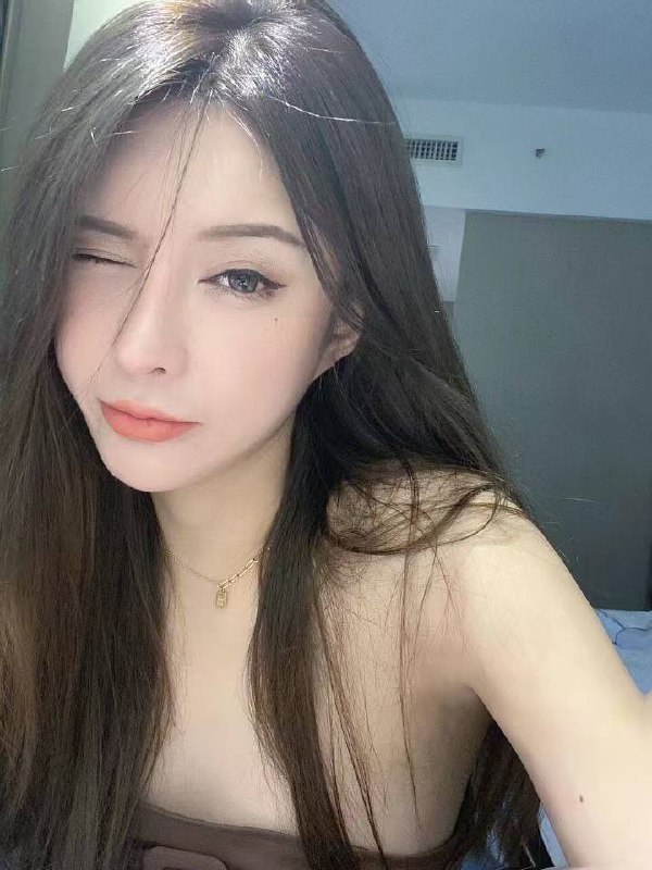 广州 初音🏠硬5175C 50kg 极品御姐 细腰肥臀  只接高素质克🆙硬5• 真实平面模特 兼职车模 马甲线 S身材• 同城可见本人📖网红长腿气质款