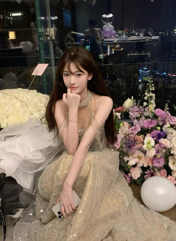 广州 初音🏠真实05 白小纯广东人 会粤语 在校大学生清纯甜美 温柔型全身无整容甜美少女う小清新 性格nice168 36C 白瘦幼 合法少女俏皮无辜小鹿眼 干净透亮肌体重 86穿着洋气