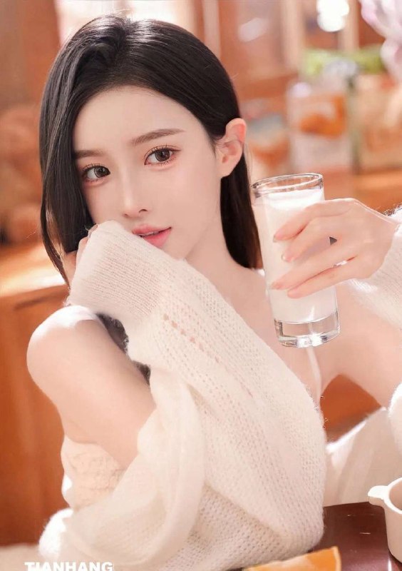 广州🏠178梦梦05height身高178 weight50kg又乖又甜，配合度高，好评必选🍑皮肤雪白 牛奶肌肤喜爱健身，身材前凸后翘，本人时尚洋气🉑69 she稳