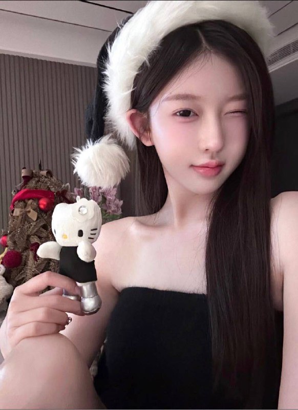 广州 阿宝🏡楠楠硬5圈外好友兼职5⃣️⬆️• 𝐇𝐞𝐢𝐠𝐡𝐭身高：170• 𝐖𝐞𝐢𝐠𝐡𝐭体重：95• 𝐁𝐮𝐬𝐭胸围：D🐻• 𝐀𝐠𝐞年龄：02•魔鬼身材，前凸后翘  皮肤超级白身体柔软，书香世家  只接素质课硬5