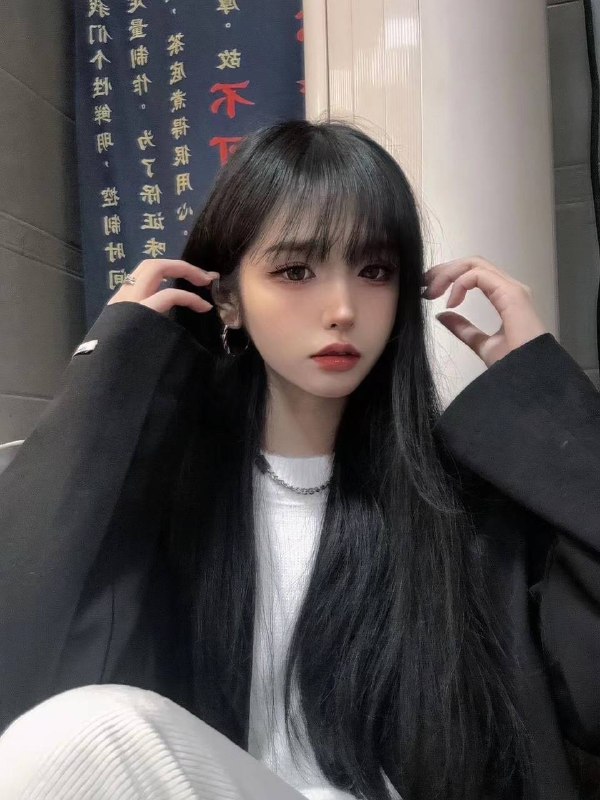 杨弈广州泡芙 华南师范在读 本地人 粤语频道纯欲天花板精致唯美  小蛮腰   魔鬼身材✨天生敏感体质 紧致粉嫩温柔恬静 可盐可甜身高/𝟏70cm🐻D体重/92斤 年龄/05