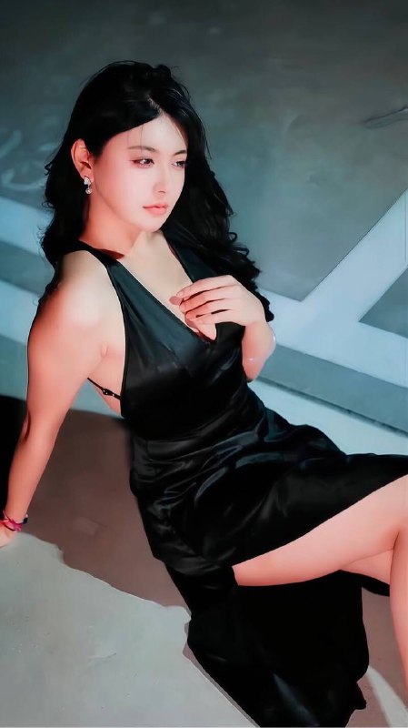 广州🏡源雅🦜兼职新人，真实178D中央财经大学毕业，澳大利亚国立大学硕士研究生留学生，真实车展模特抖音粉丝20W➕所有照片视频均为真人真照🉑️当面验证，如假包赔硬5