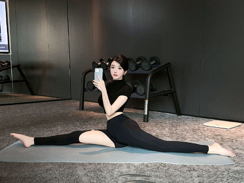 广州林智慧172D私人教练健身御姐无整纯天然款御姐气质，穿着大牌洋气时尚👄小蛮腰真正蜜桃臀   卡戴珊身材前凸后翘🍑常年健身全身紧致无赘肉❤️官网可查美国NSCA体适能私人教练认证📄可面对面提问专业知识查看认证📄年龄:2001 年 身高:172cm🐻：D（无整）腰围：63cm臀围：98cm 体重：54kg林智慧