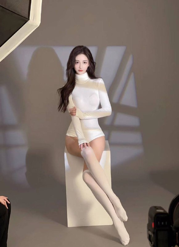 广州❤️初音🏠• 首次兼职淘宝模特短开🎬• 净身高173🐻D👙• 女友feel 不催不事 高颜值 高素质🌛• 肤白貌美 大长腿🥢🦵🏻A4腰 温柔体贴我们· 遇见即是上上签❤️[图片]