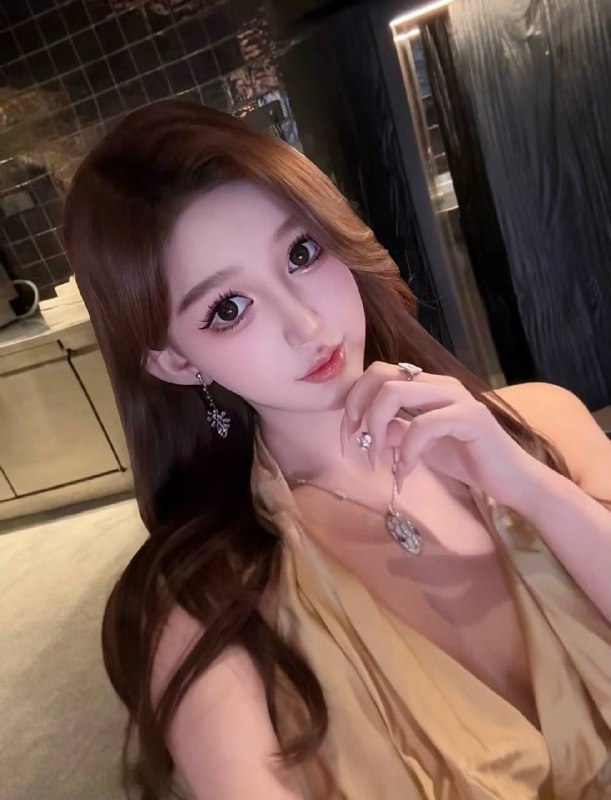 广州 初音🏠• 网红纯欲 可纯可蜜 御姐•02年，175D洋气时尚•高素质 圈外女友兼职 真🐻蜜桃臀🍑雪白牛奶肌🥛细腻大长腿只接素质k💕🈲️醉酒不守时风格从不被定义 感谢喜爱💕