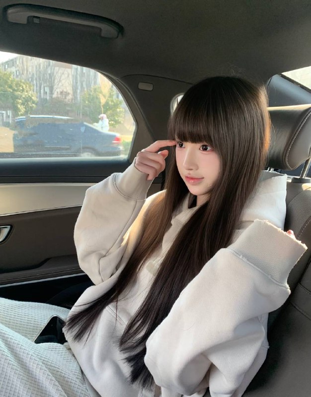 甜甜家🦁️广州❤学生兼职 05奶糖✿ 清纯可爱  女友感清纯唯美✿ 懂事乖巧 皮肤光滑  细腻❄️白✿ 性格溫柔 服务极佳  配合度高年龄：05年身高:   165cm罩杯:   天然